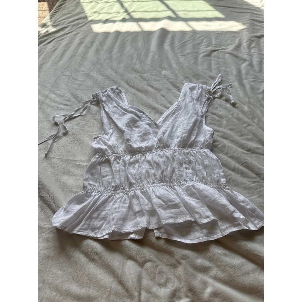 Cynthia Rowley White 100% Linen Smocked Peplum Tie Shoulder Blouse Top NWT L - Picture 3 of 5